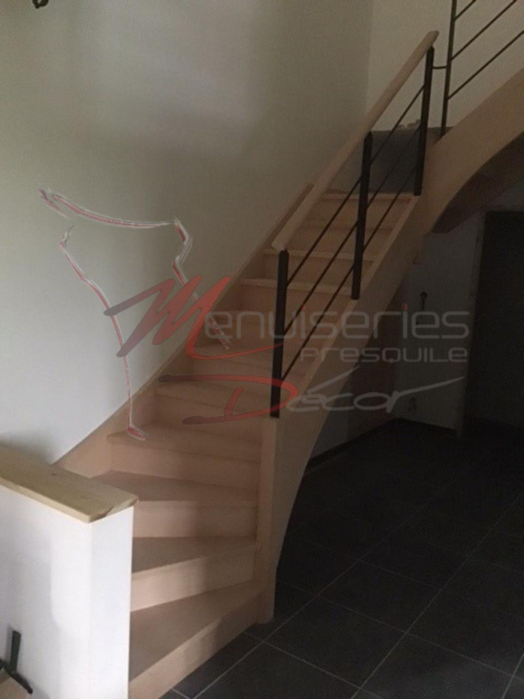 ESCALIER SUR-MESURE