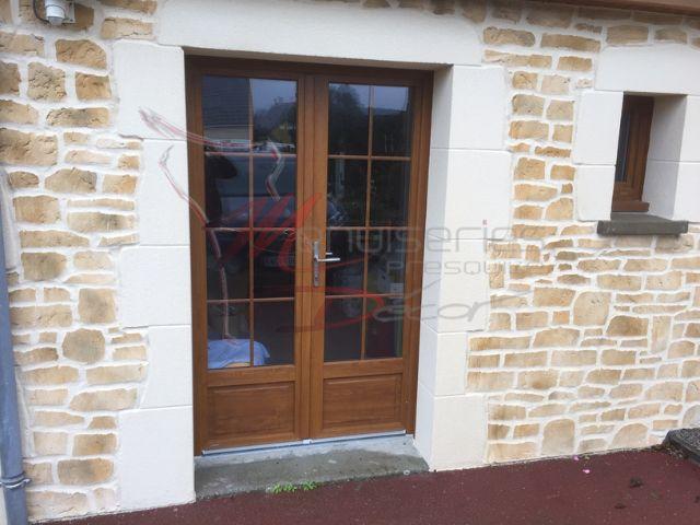 Porte-fenêtre serrure Janneau PVC
